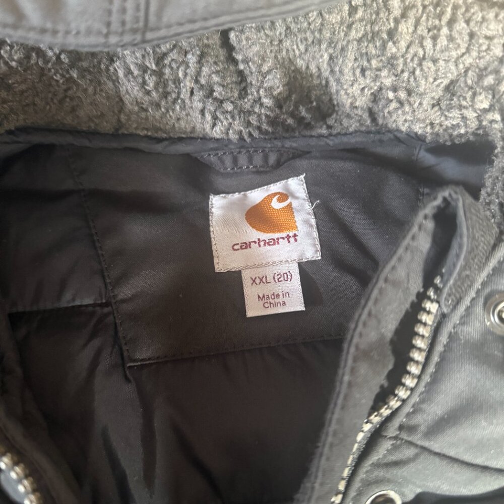 Woman's Carhartt Lined jacket Sz. XXL (20) Like new! - Picture 3 of 6